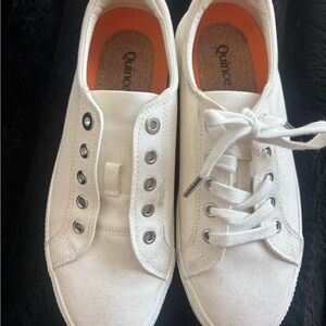 Quince Cream Canvas Lace-Up Sneakers
